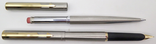 ITEM #4792: PARKER ARROW FLIGHTER FOUNTAIN PEN + TWIST PENCIL SET. BRUSHED STAINLESS STEEL WITH GOLD PLATED TRIM. FOUNTAIN PEN HAS MEDIUM "PARKER" GOLD NIB. PARKER SQUEEZE FILLING UNIT IN PEN.